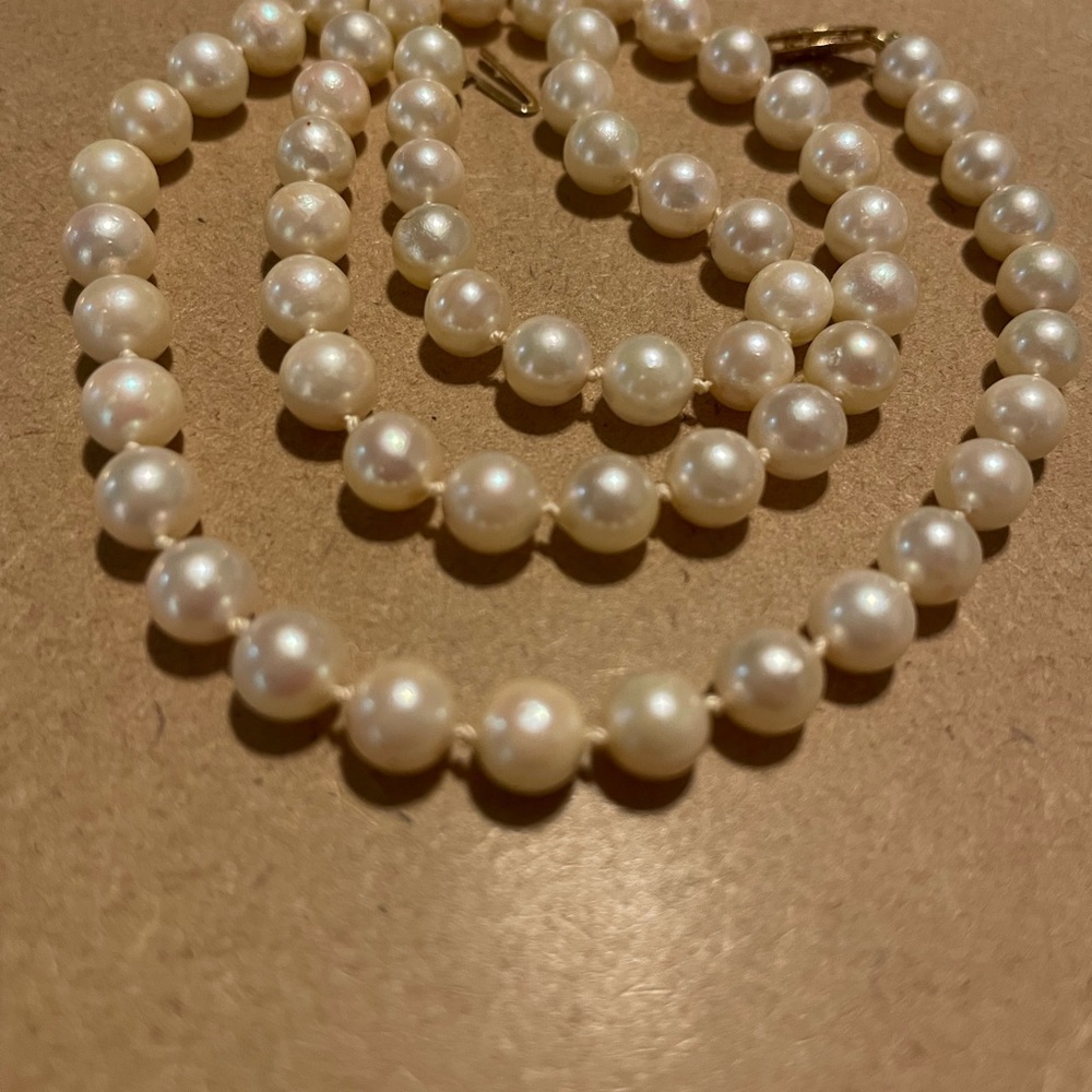 Cultured Pearl Necklace